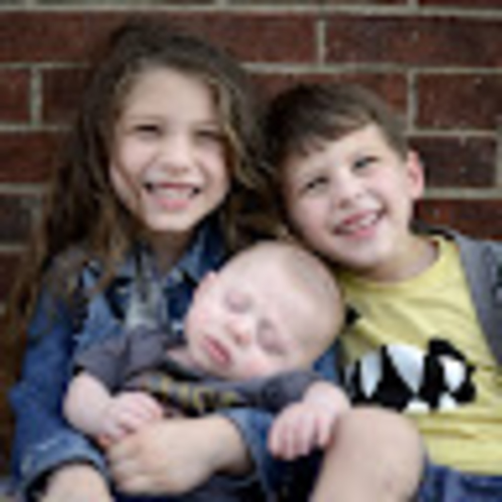 Meet your Posher, Aly